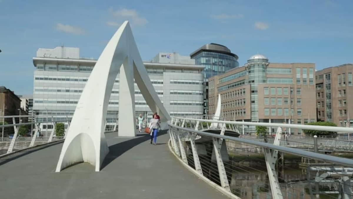 Glasgow City Centre G1 Penthouse With Riverviews - Duplex Exterior photo